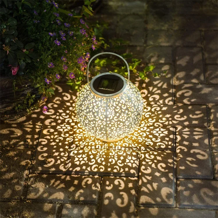 LED Solar Light Outdoor Retro Vintage Lantern Hanging Garden Light Courtyard Garden Decoration Iron Solar Lamp For Balcony Patio
LED Solar Light Outdoor Retro Vintage Lantern Hanging Garden Light Courtyard Garden Decoration Iron Solar Lamp For Balcony Patio