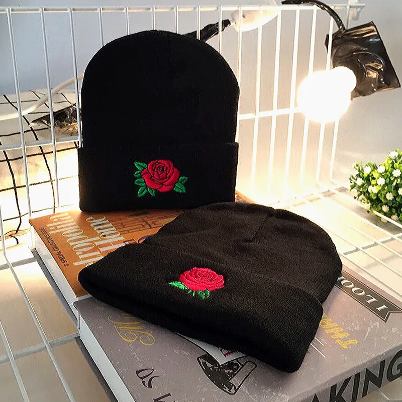 Winter Sale Unisex Short Paragraph Embroidery Rose Knitting Beanies Caps for Female Black Keep Warm Hedging Hats Drop Ship
Winter Sale Unisex Short Paragraph Embroidery Rose Knitting Beanies Caps for Female Black Keep Warm Hedging Hats Drop Ship