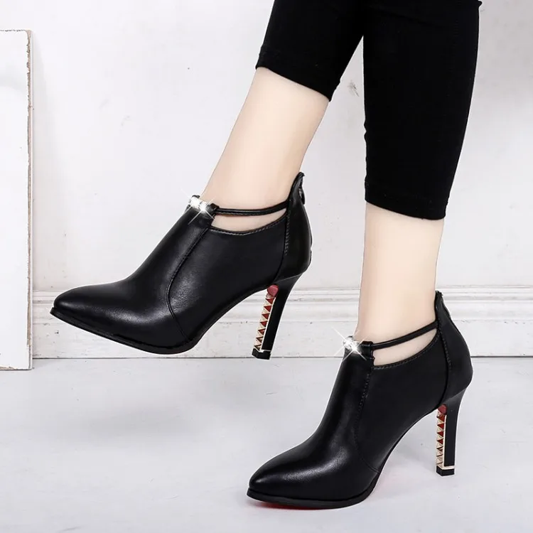 Women's shoes High heel women Martin boots autumn Pop pointed female stiletto black ladies fashion boots leather shoes 789
Women's shoes High heel women Martin boots autumn Pop pointed female stiletto black ladies fashion boots leather shoes 789