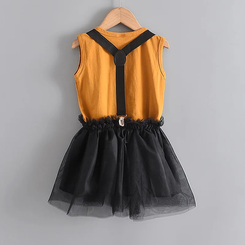 wholesale manufacturer new fashion summer girls print vest suspender mesh bubble skirt kids 2 piece skirt set
wholesale manufacturer new fashion summer girls print vest suspender mesh bubble skirt kids 2 piece skirt set