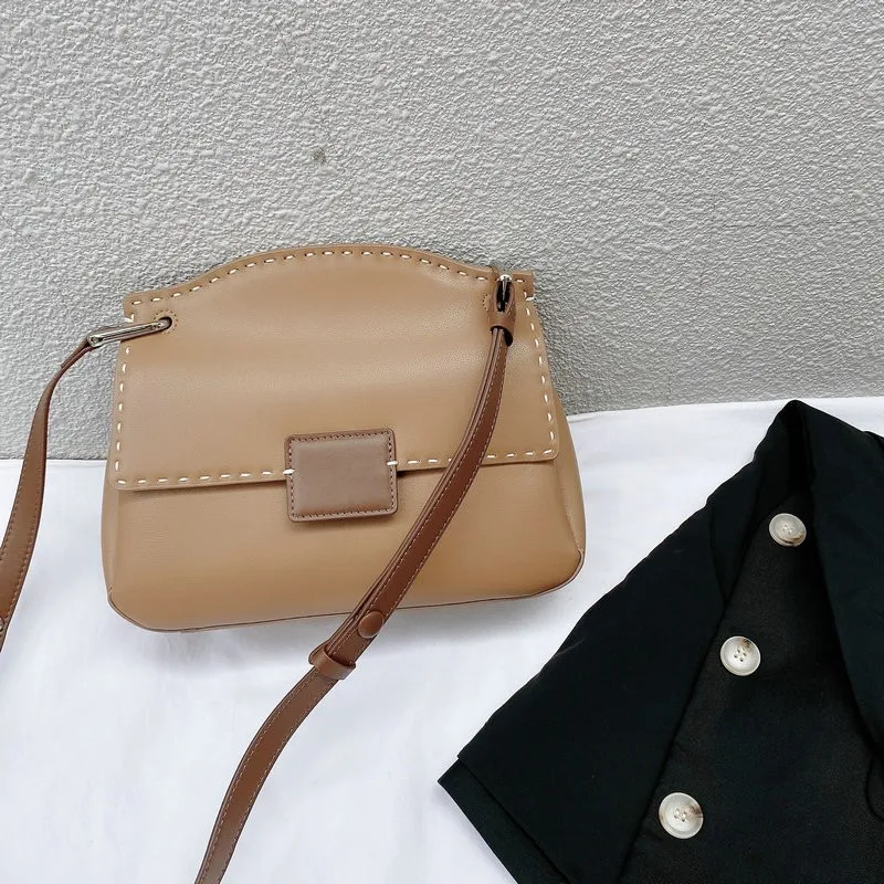 New Fashion Women Shoulder Messenger Bag High Quality Split Leather Crossbody Bags Ladies Casual Sling Packing Flaps Satchels
New Fashion Women Shoulder Messenger Bag High Quality Split Leather Crossbody Bags Ladies Casual Sling Packing Flaps Satchels