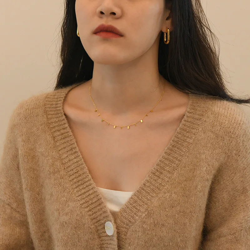 2021 Chic Simple Gold Color Chain Necklace Luxury Choker Necklace Fashion Jewelry
2021 Chic Simple Gold Color Chain Necklace Luxury Choker Necklace Fashion Jewelry