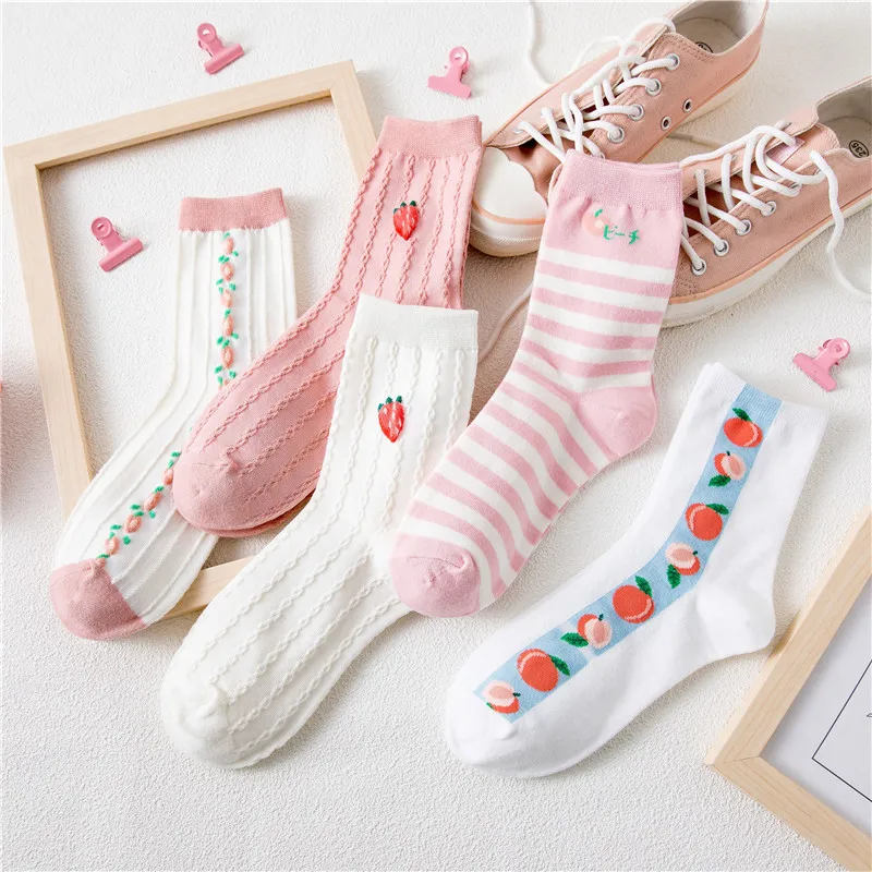 ins trend Japanese Korean version pink white fruit female middle tube socks college style small fresh strawberry peach
ins trend Japanese Korean version pink white fruit female middle tube socks college style small fresh strawberry peach