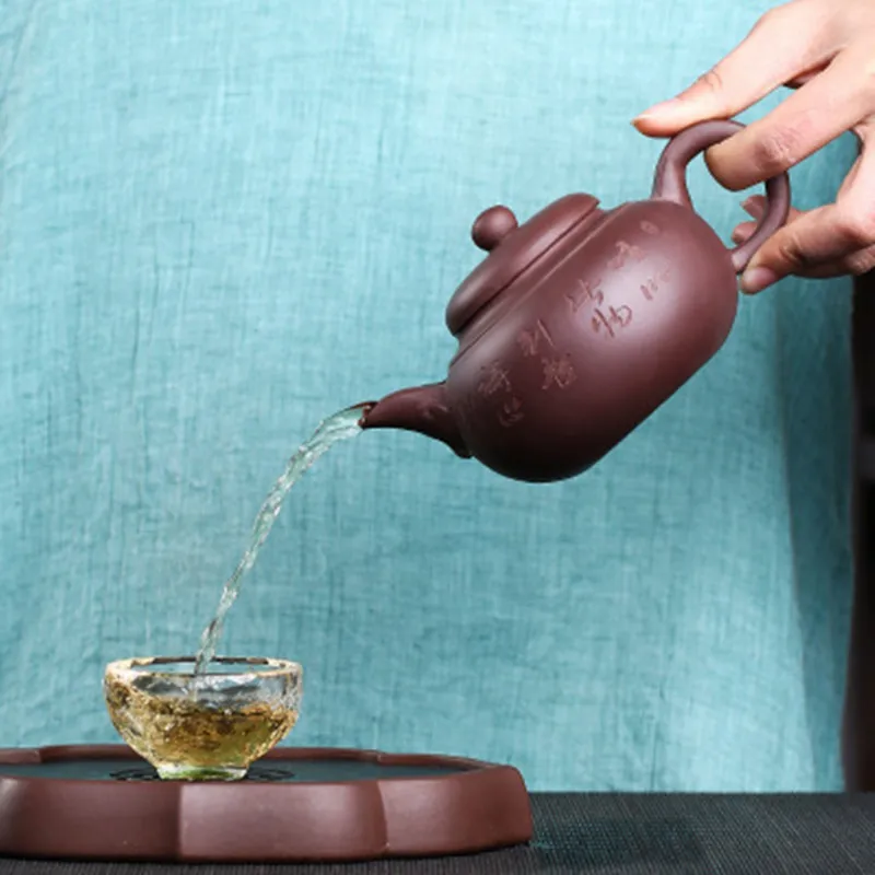 2020 Teapot Yixing Zisha Clay Chinese Handmade Tea Pot Gongfu Set 350ml High Quality New Design Safe Packaging With Gift Box
2020 Teapot Yixing Zisha Clay Chinese Handmade Tea Pot Gongfu Set 350ml High Quality New Design Safe Packaging With Gift Box