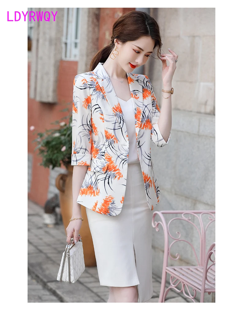 LDYRWQY 2021 summer new fashion slim temperament printing five-point sleeve one button Korean casual suit Office Lady
LDYRWQY 2021 summer new fashion slim temperament printing five-point sleeve one button Korean casual suit Office Lady