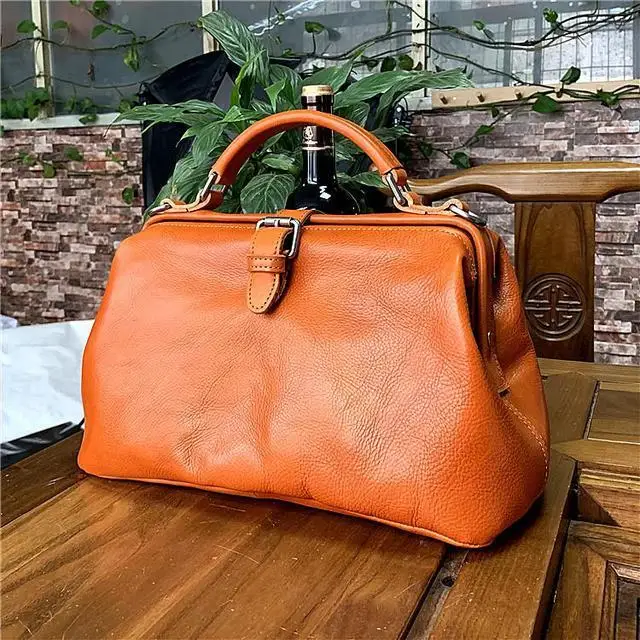 Retro Ladies Hand Bags Shoulder Luxury Soft Cow Leather Women Bag 2021 New Handmade Hasp Handbag Casual Messenger Bag
Retro Ladies Hand Bags Shoulder Luxury Soft Cow Leather Women Bag 2021 New Handmade Hasp Handbag Casual Messenger Bag