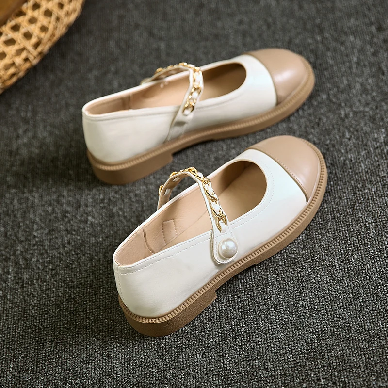Pearl Small Leather Shoes Women Round Toe Shallow Mouth Flat Soft Sole Mary Jane Single Shoes
Pearl Small Leather Shoes Women Round Toe Shallow Mouth Flat Soft Sole Mary Jane Single Shoes