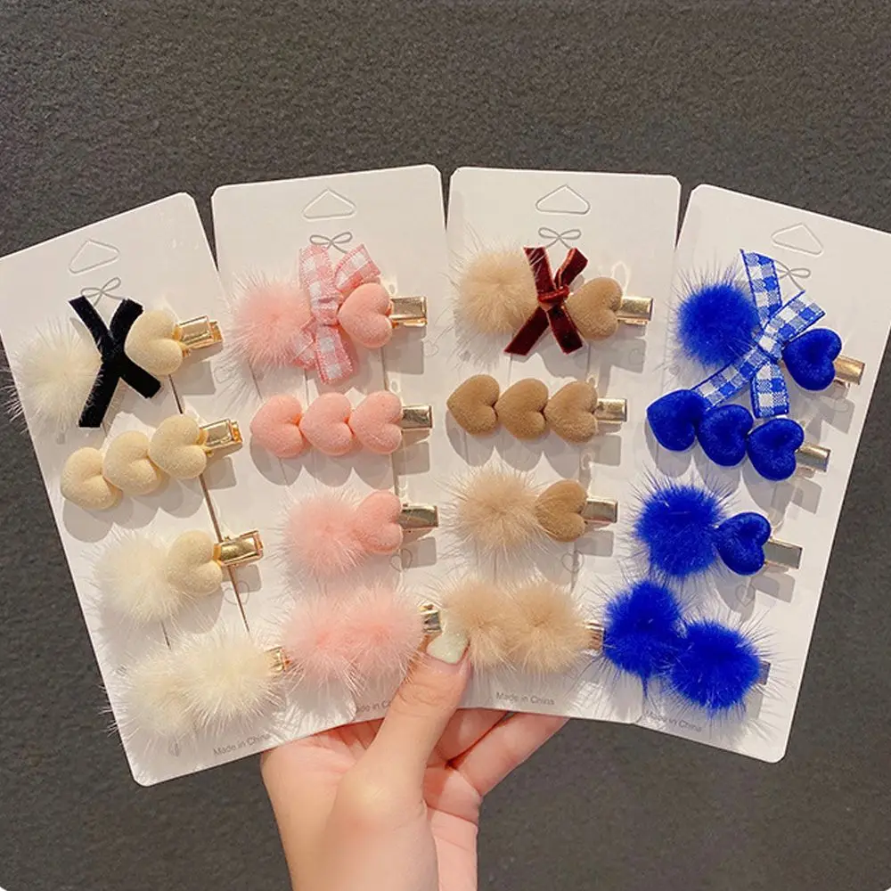 New Sweet Flowers Women Hair Claw Clips Cute Heart Lattice Bow Side Duckbill Clips Geometric Velvet Barrettes Elegant Hair Acces
New Sweet Flowers Women Hair Claw Clips Cute Heart Lattice Bow Side Duckbill Clips Geometric Velvet Barrettes Elegant Hair Acces