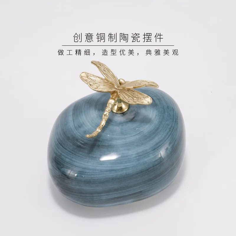 New Chinese Dragonfly Ceramic Light Luxury Decoration Soft Decoration Creative Home Furnishing
New Chinese Dragonfly Ceramic Light Luxury Decoration Soft Decoration Creative Home Furnishing