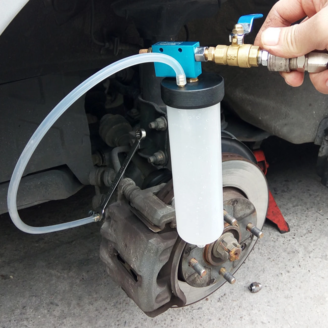 Auto Car Brake Fluid Oil Change Replacement Tool Hydraulic Clutch Oil Pump Brake Fluid Bleeder Empty Exchange Drained Kit
Auto Car Brake Fluid Oil Change Replacement Tool Hydraulic Clutch Oil Pump Brake Fluid Bleeder Empty Exchange Drained Kit