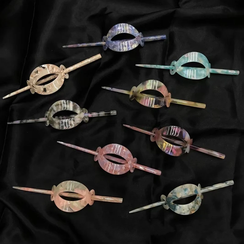 Vintage Hair Clip Geometric Round Hollow Circel Hair Jewelry Hair Stick Tiara Fashion Bride Women Hair Accessories
Vintage Hair Clip Geometric Round Hollow Circel Hair Jewelry Hair Stick Tiara Fashion Bride Women Hair Accessories