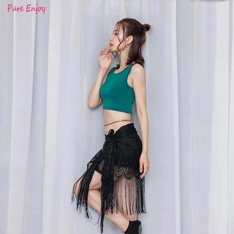 Belly Dance Hip Towel Практика одежды набор кисточкой четыре квадратных полотенце начинающих танец талии цепи производительности бедра полотенце талии полотенце
Belly Dance Hip Towel Практика одежды набор кисточкой четыре квадратных полотенце начинающих танец талии цепи производительности бедра полотенце талии полотенце