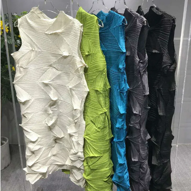 Plus Size Dress 2019 Summer Women Fashion Big Stretch Miyake Pleated Round Neck Sleeveless Loose Casual Dress For Women 45-70kg
Plus Size Dress 2019 Summer Women Fashion Big Stretch Miyake Pleated Round Neck Sleeveless Loose Casual Dress For Women 45-70kg