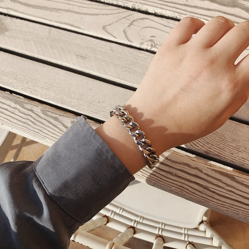Men Gold Jewelry No Fade Silver Chunky Chain Cuban Gold Bracelets Stainless Steel Cuban Link Bracelets for Unisex
Men Gold Jewelry No Fade Silver Chunky Chain Cuban Gold Bracelets Stainless Steel Cuban Link Bracelets for Unisex