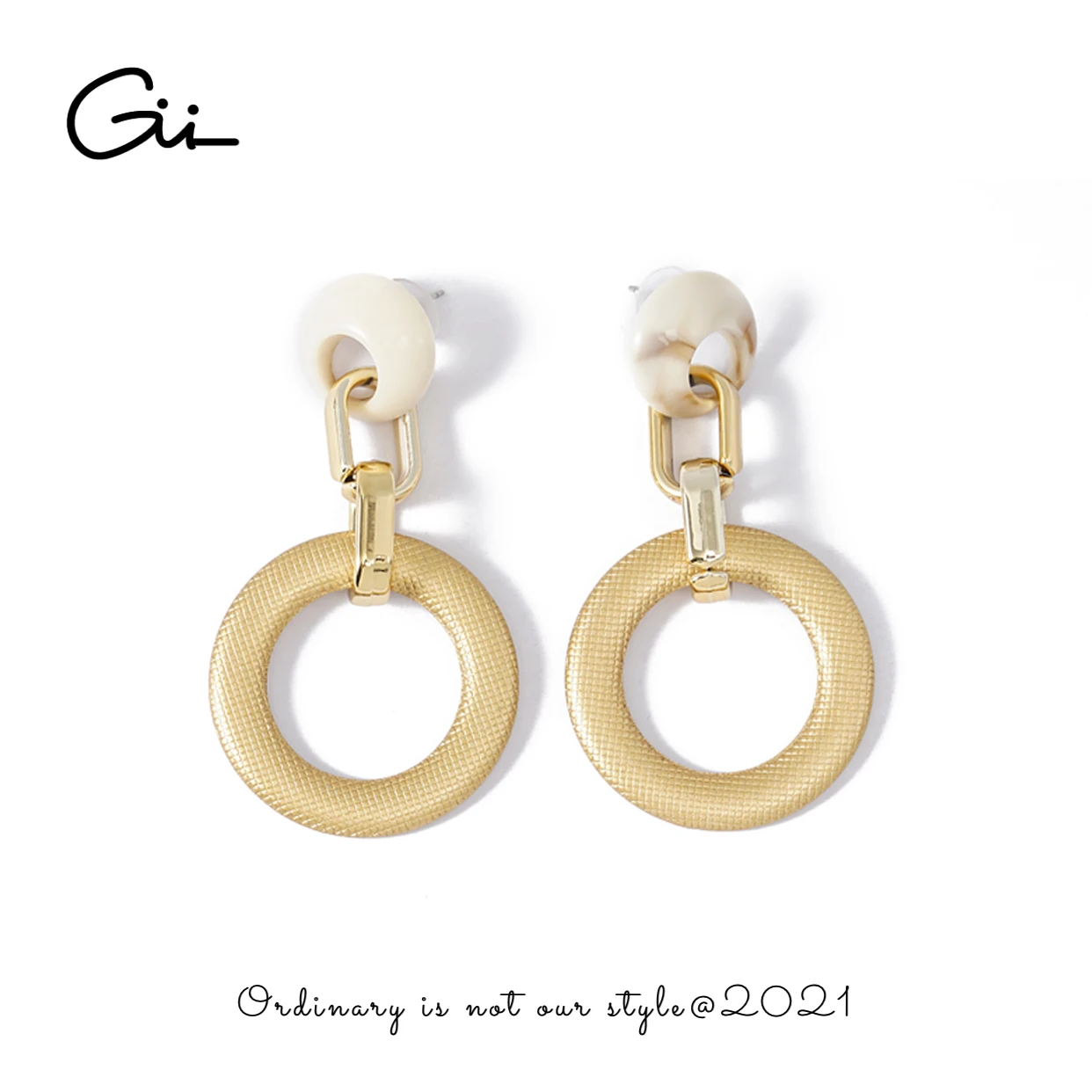 Gii Circle Earrings Female Retro Hong Kong Wind Temperament Cold wind Earrings 2021 New Tide Joker High Fashion Earrings
Gii Circle Earrings Female Retro Hong Kong Wind Temperament Cold wind Earrings 2021 New Tide Joker High Fashion Earrings