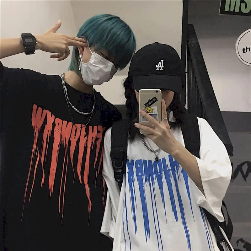 Gothic T-shirt Dark High Street Letter Printing Decadent Funeral Large Size Hip-hop Short-sleeved Couple T-shirt Men Women Trend
Gothic T-shirt Dark High Street Letter Printing Decadent Funeral Large Size Hip-hop Short-sleeved Couple T-shirt Men Women Trend