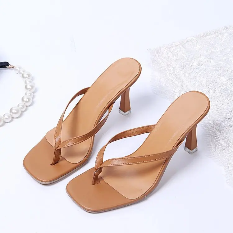 2021 summer new sandals women's thin heel middle heel fairy style cowhide fashion women's shoes clip toe fashion
2021 summer new sandals women's thin heel middle heel fairy style cowhide fashion women's shoes clip toe fashion