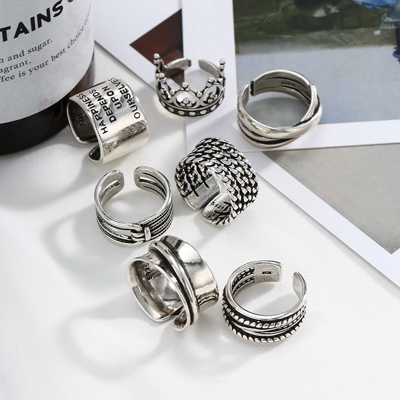 2021 Hot Sale Antique Silver Color Vintage Bohemia Rings for Women Men Punk Carved Ring Fashion Jewelry Accessories Wholesale
2021 Hot Sale Antique Silver Color Vintage Bohemia Rings for Women Men Punk Carved Ring Fashion Jewelry Accessories Wholesale