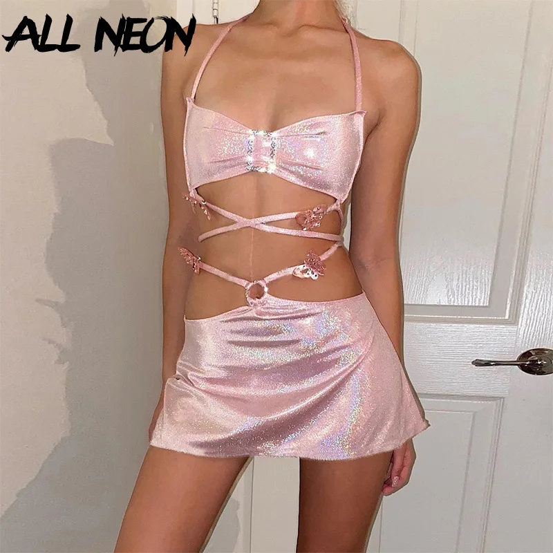 ALLNeon Sexy Y2K Fashion Ruched Glitter Co-ord Suits 2000s Clubwear Shining Backless Halter Crop Tops Micro Skirt 2 Piece Sets
ALLNeon Sexy Y2K Fashion Ruched Glitter Co-ord Suits 2000s Clubwear Shining Backless Halter Crop Tops Micro Skirt 2 Piece Sets