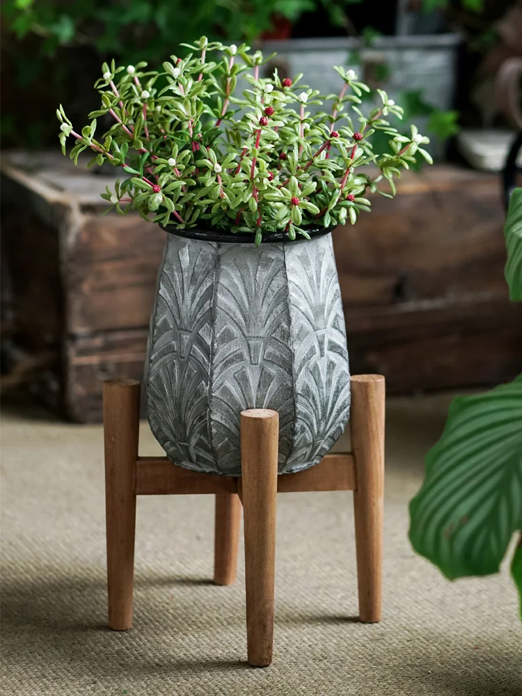 Wooden frame wrought iron cylinder flower plug iron sheet green plant flowerpot Nordic retro floor pattern flower frame
Wooden frame wrought iron cylinder flower plug iron sheet green plant flowerpot Nordic retro floor pattern flower frame