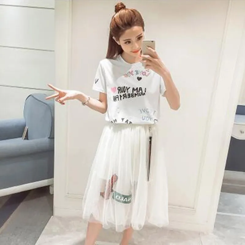 HIGH QUALITY Women Irregular Bowknot Solid Tops Vintage Floral T Shirt+Mesh Skirts Suits Skirt Sets Elegant Woman Two Piece Set
HIGH QUALITY Women Irregular Bowknot Solid Tops Vintage Floral T Shirt+Mesh Skirts Suits Skirt Sets Elegant Woman Two Piece Set