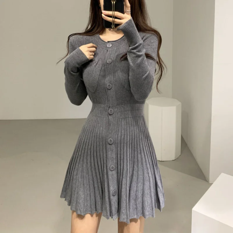 

Short Korean Knitting Dress, Casual, Knitted or Crocheted, Dressed in Plight, for Autumn and Winter