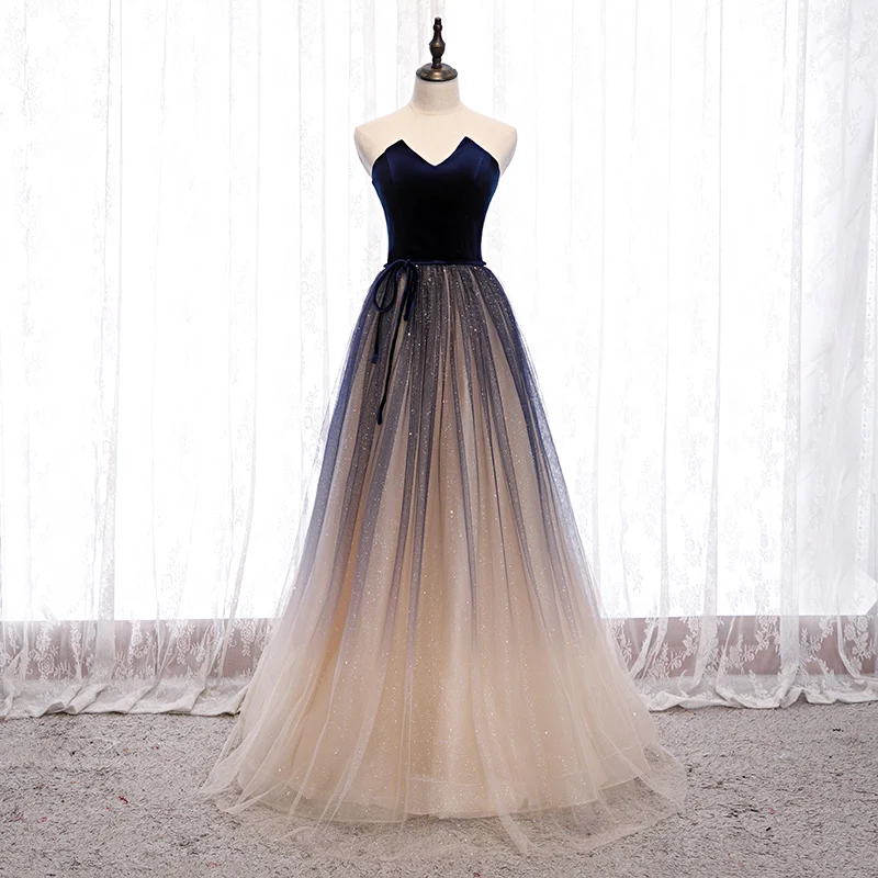 Women's wedding party dress plus size V neck long formal prom evening dresses Sexy backless hand beading satin evening gown
Women's wedding party dress plus size V neck long formal prom evening dresses Sexy backless hand beading satin evening gown