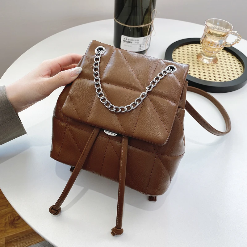 Women's Fashion Backpack Student Schoolbag Large Capacity Outdoor Travel Backpack High Quality Ladies Luxury Bag 2021 New Bag
Women's Fashion Backpack Student Schoolbag Large Capacity Outdoor Travel Backpack High Quality Ladies Luxury Bag 2021 New Bag