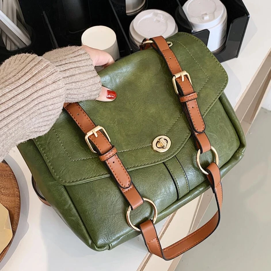 Винтажная вместительная сумка-тоут, новинка 2022, Высококачественная матовая женская дизайнерская сумка из искусственной кожи, роскошные бр... 
Винтажная вместительная сумка-тоут, новинка 2022, Высококачественная матовая женская дизайнерская сумка из искусственной кожи, роскошные бр...