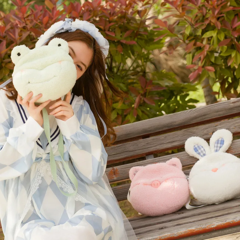 21*18cm Plush Anime Toys Cosmetic Bag Cartoon Messenger Bag Teddy Bear Frog Pig Tiger Rabbit Doll Girls Coin Purse Children Gift 
21*18cm Plush Anime Toys Cosmetic Bag Cartoon Messenger Bag Teddy Bear Frog Pig Tiger Rabbit Doll Girls Coin Purse Children Gift