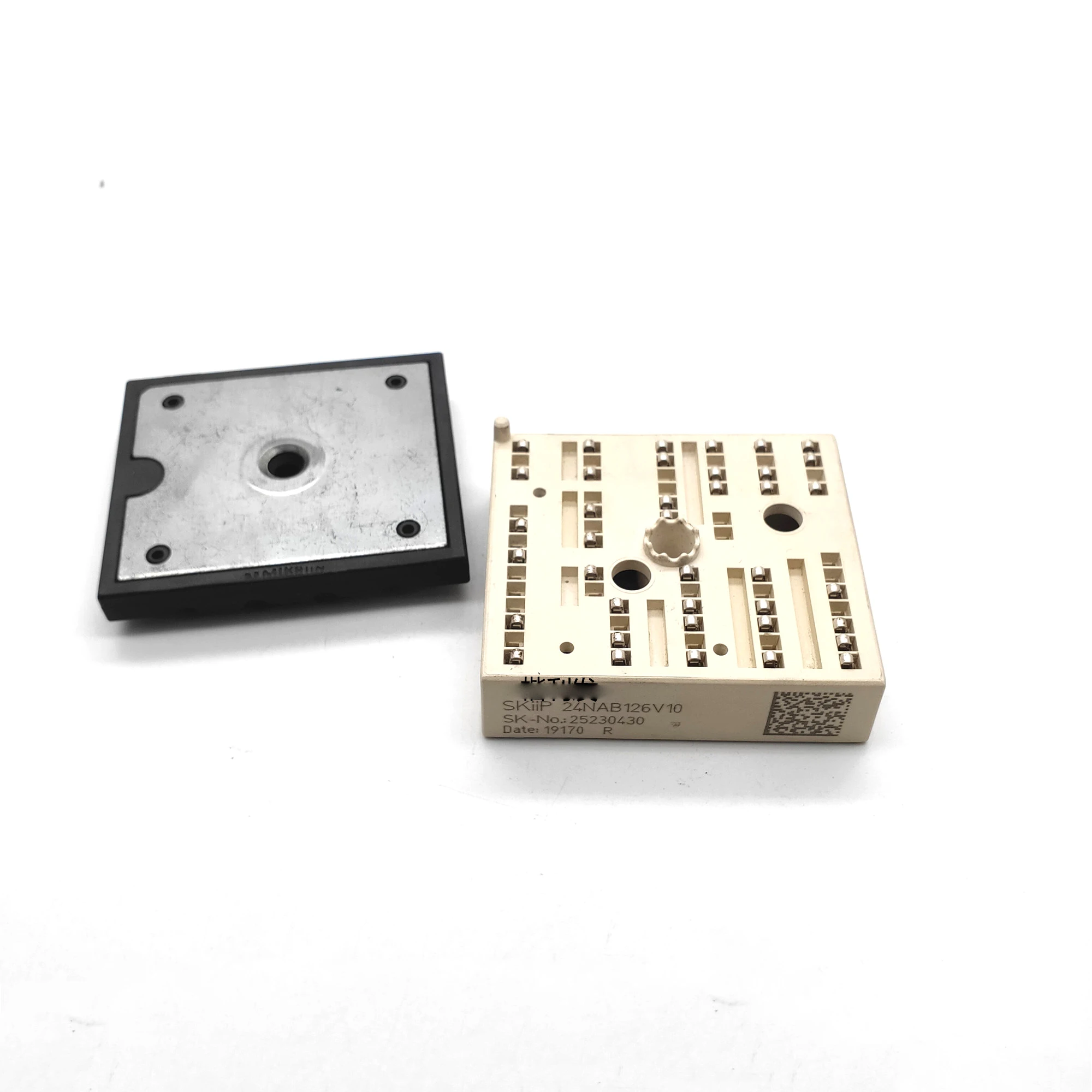 SKIIP24NAB126V10 Original, может предоставить тест, 1 год гарантии
SKIIP24NAB126V10 Original, может предоставить тест, 1 год гарантии