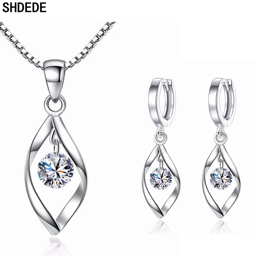 SHDEDE CZ Crystal Necklace Pendant And Earrings Set For Women Cubic Zirconia Fashion Xmas Jewelry Accessories -WH163
SHDEDE CZ Crystal Necklace Pendant And Earrings Set For Women Cubic Zirconia Fashion Xmas Jewelry Accessories -WH163