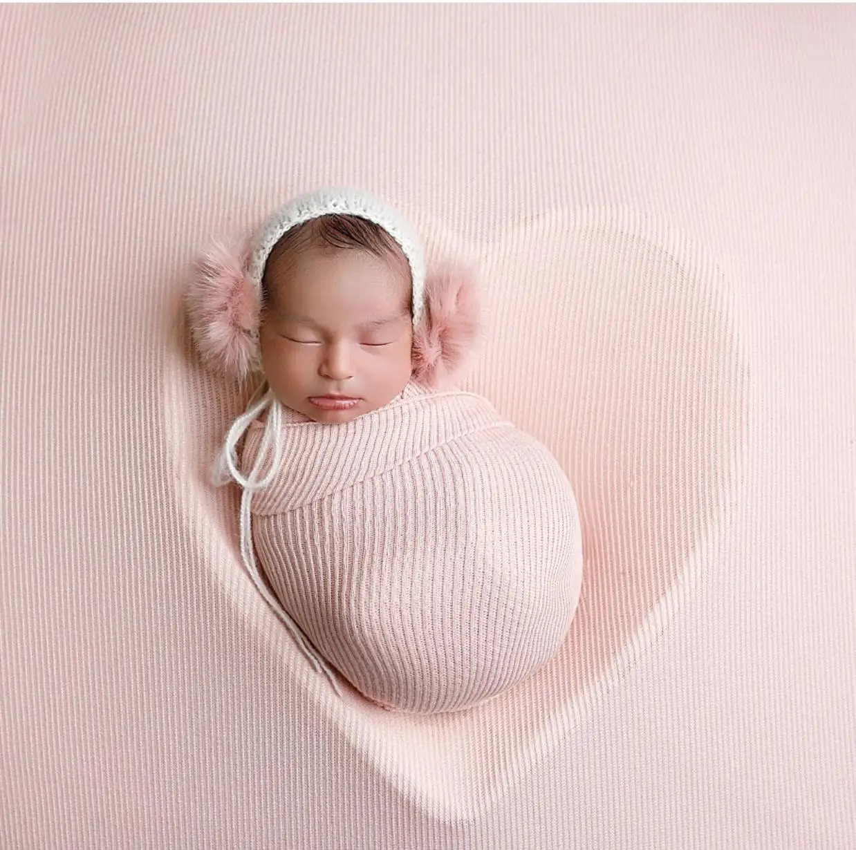Newborn Hat Newborn Photography Props Knitted Fur Ball Baby Hat Baby Photo Studio Photography Props Cap Beanie Baby Hat
Newborn Hat Newborn Photography Props Knitted Fur Ball Baby Hat Baby Photo Studio Photography Props Cap Beanie Baby Hat