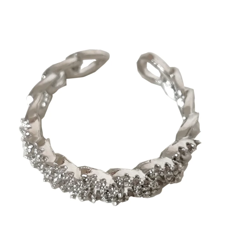 Modern Jewelry Hollow Metal Ring Popular Design Spring Summer Style Silvery Plating Finger Ring For Women Gifts 
Modern Jewelry Hollow Metal Ring Popular Design Spring Summer Style Silvery Plating Finger Ring For Women Gifts