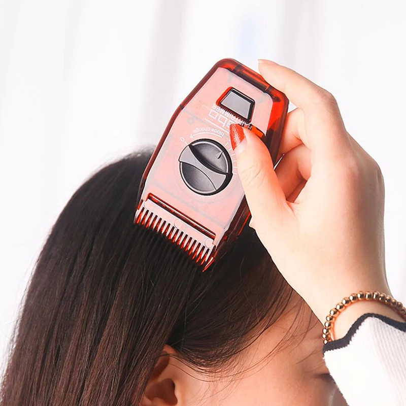 Portable Adjustable Comb Manual Mini Haircut Trimmer Multifunctional Hairdressing Haircut Barber Split Ends Hair Comb Cordless
Portable Adjustable Comb Manual Mini Haircut Trimmer Multifunctional Hairdressing Haircut Barber Split Ends Hair Comb Cordless