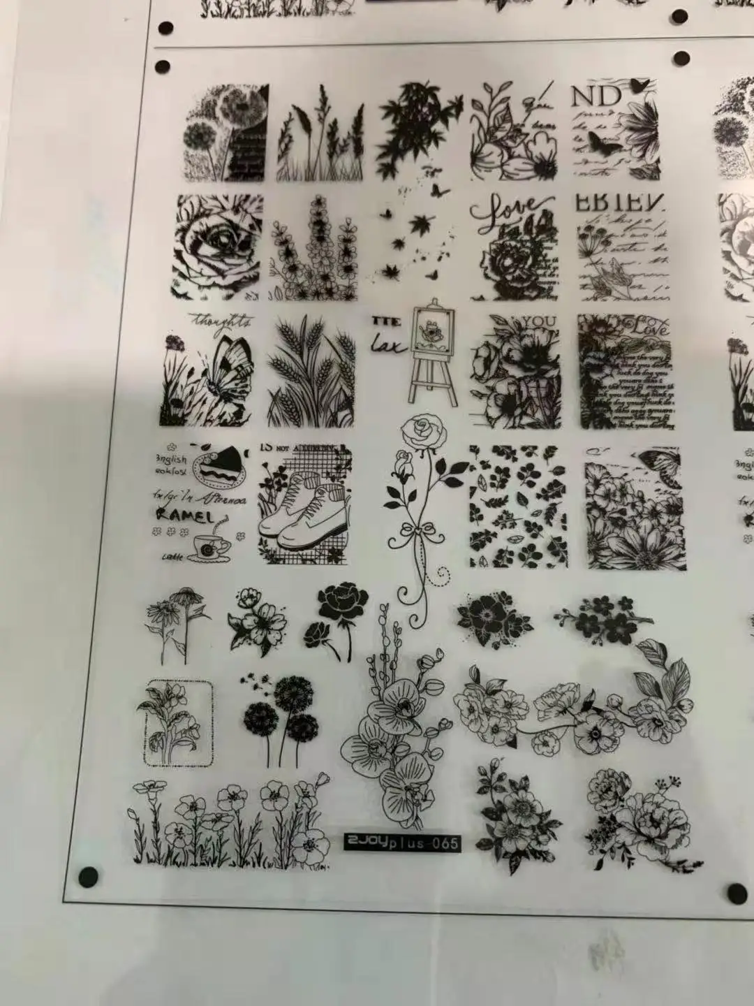14.5X9.5CM XXL Leaves /Flowers Stamping Plates Beautiful Rose-ing Nail Art Image Stamp Stencils Templates Nail Stamping Plates
14.5X9.5CM XXL Leaves /Flowers Stamping Plates Beautiful Rose-ing Nail Art Image Stamp Stencils Templates Nail Stamping Plates