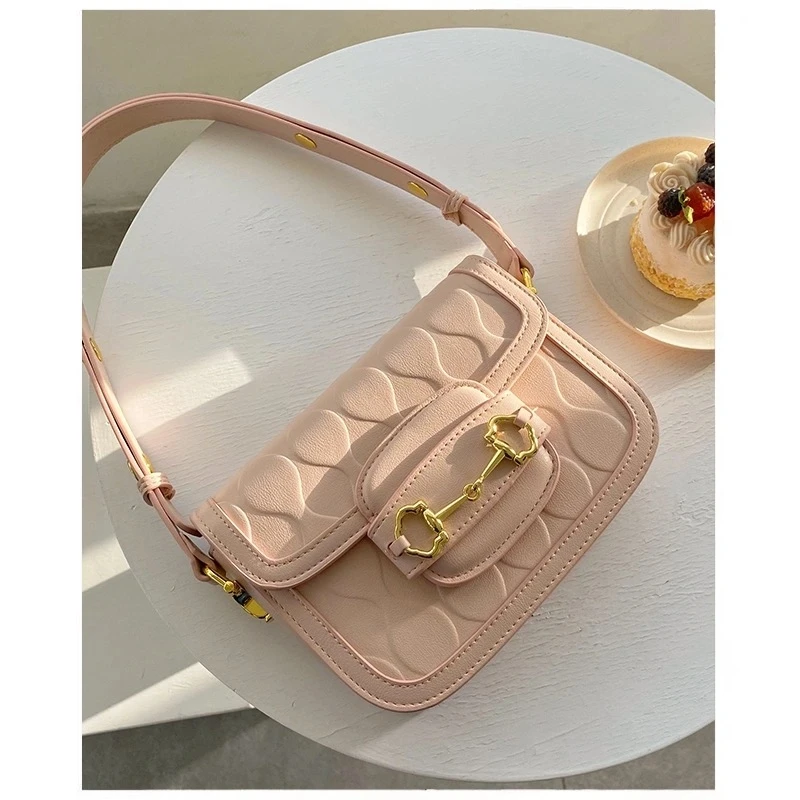 Women's Button Crossbody Handbag Leather Small Bag and Purse for Female Fahsion Flap Bag PU Messenger Bag Tote Ladies Brand Bag
Women's Button Crossbody Handbag Leather Small Bag and Purse for Female Fahsion Flap Bag PU Messenger Bag Tote Ladies Brand Bag