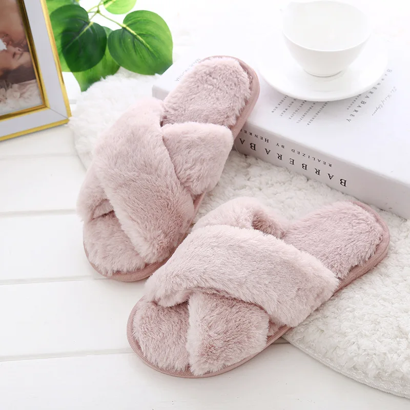 Home Slippers Women's Flat Shoes Female Pantofle Flock Winter Footwear Fur Flip Flops Low Slides Massage 2021 Plush PU Rubber Ba
Home Slippers Women's Flat Shoes Female Pantofle Flock Winter Footwear Fur Flip Flops Low Slides Massage 2021 Plush PU Rubber Ba