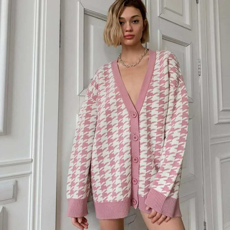 V Neck Knitted Cardigans Loose Women Sweater Pink Houndstooth Cardigan 2021 Long Sleeve Sweater Fashion Autumn Oversized Jumper
V Neck Knitted Cardigans Loose Women Sweater Pink Houndstooth Cardigan 2021 Long Sleeve Sweater Fashion Autumn Oversized Jumper
