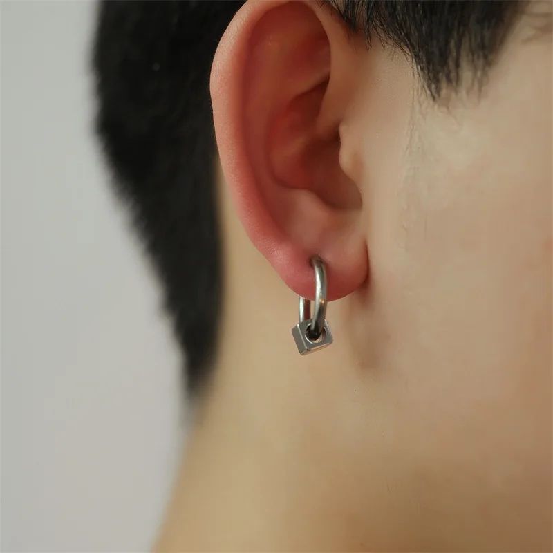 AZIZ BEKKAOUI 925 Sterling Silver Punk Geometric Earrings For Man Party Fashion Street Earrings Casual Fine Jewelry For Friend
AZIZ BEKKAOUI 925 Sterling Silver Punk Geometric Earrings For Man Party Fashion Street Earrings Casual Fine Jewelry For Friend