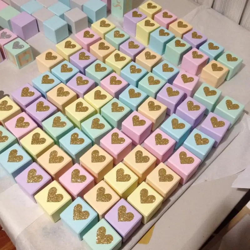 Baby Room Fashion Soft Assembly Furnishings Solid Wood Flash Gold Love Heart Square Cube Ornaments Photography Decoration Prop
Baby Room Fashion Soft Assembly Furnishings Solid Wood Flash Gold Love Heart Square Cube Ornaments Photography Decoration Prop