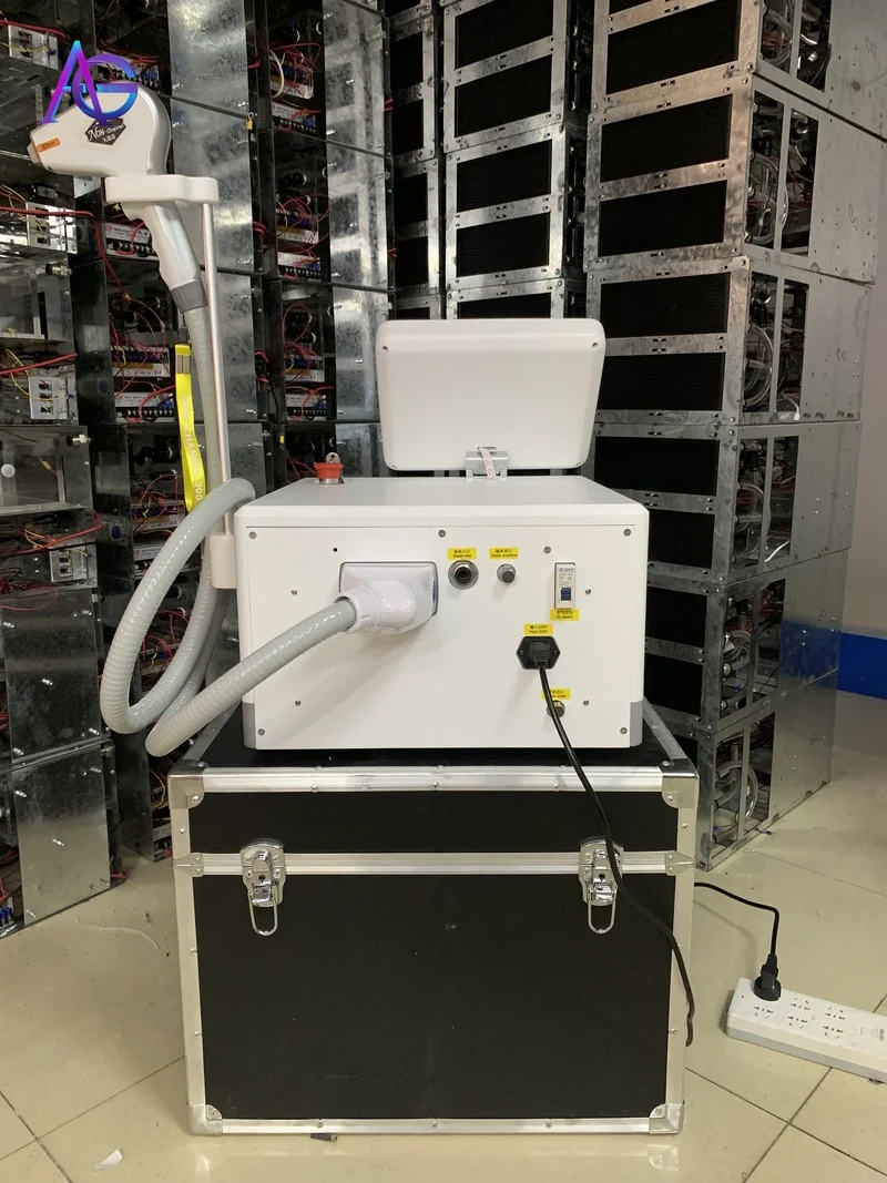 Professional diode laser hair removal machine 3 wavelengths 755 808 1064nm factory cost-effective machine
Professional diode laser hair removal machine 3 wavelengths 755 808 1064nm factory cost-effective machine