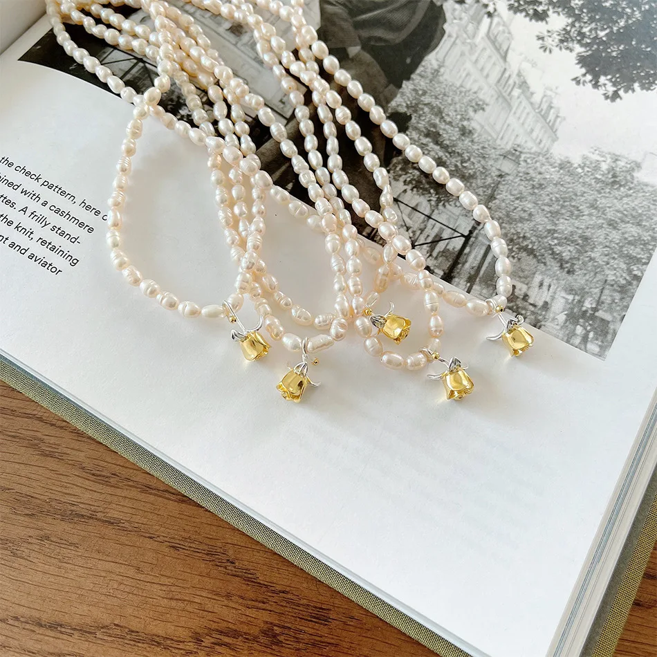 LouLeur 925 Sterling Silver Necklace Pearl Chain Necklace Rose Pendant For Women Girls Fine Jewelry Luxury 2021Trend French
LouLeur 925 Sterling Silver Necklace Pearl Chain Necklace Rose Pendant For Women Girls Fine Jewelry Luxury 2021Trend French