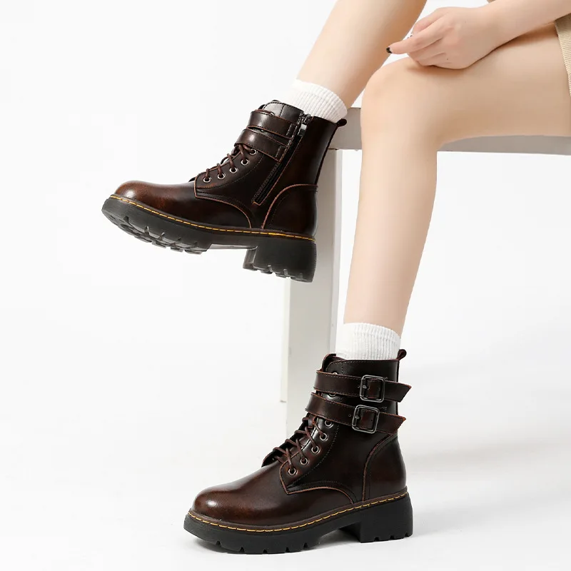 Autumn and Winter New Simple Martin Boots Thick Bottom Retro Boots Trend Women's Shoes Legitimate Leather Women's Shoes 2021
Autumn and Winter New Simple Martin Boots Thick Bottom Retro Boots Trend Women's Shoes Legitimate Leather Women's Shoes 2021