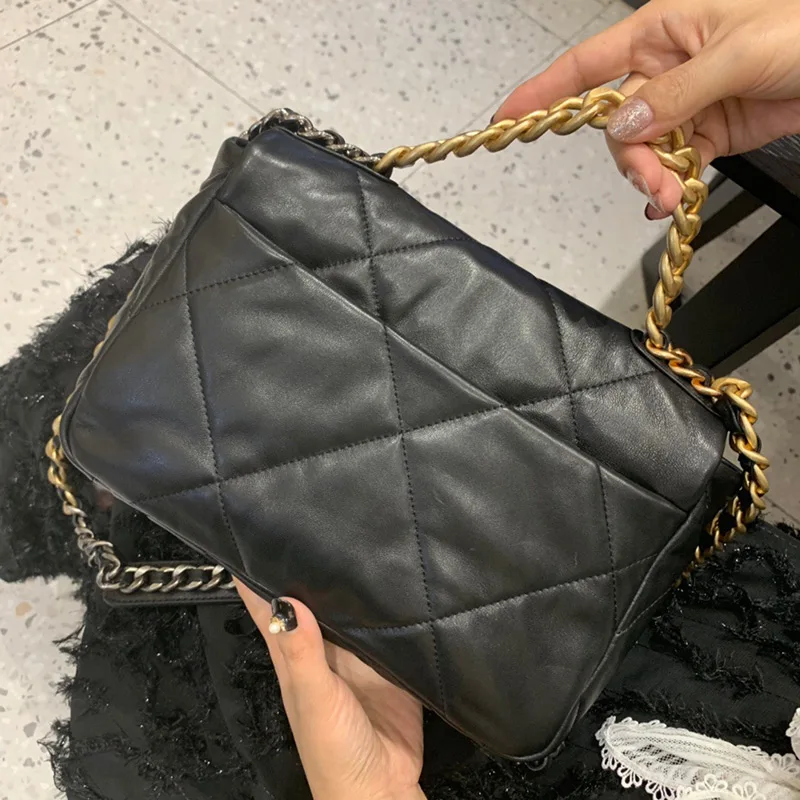 luxury handbags designer 19 bag women lambskin crossbody bag soft leather big tote purse brand chain shoulder bags
luxury handbags designer 19 bag women lambskin crossbody bag soft leather big tote purse brand chain shoulder bags