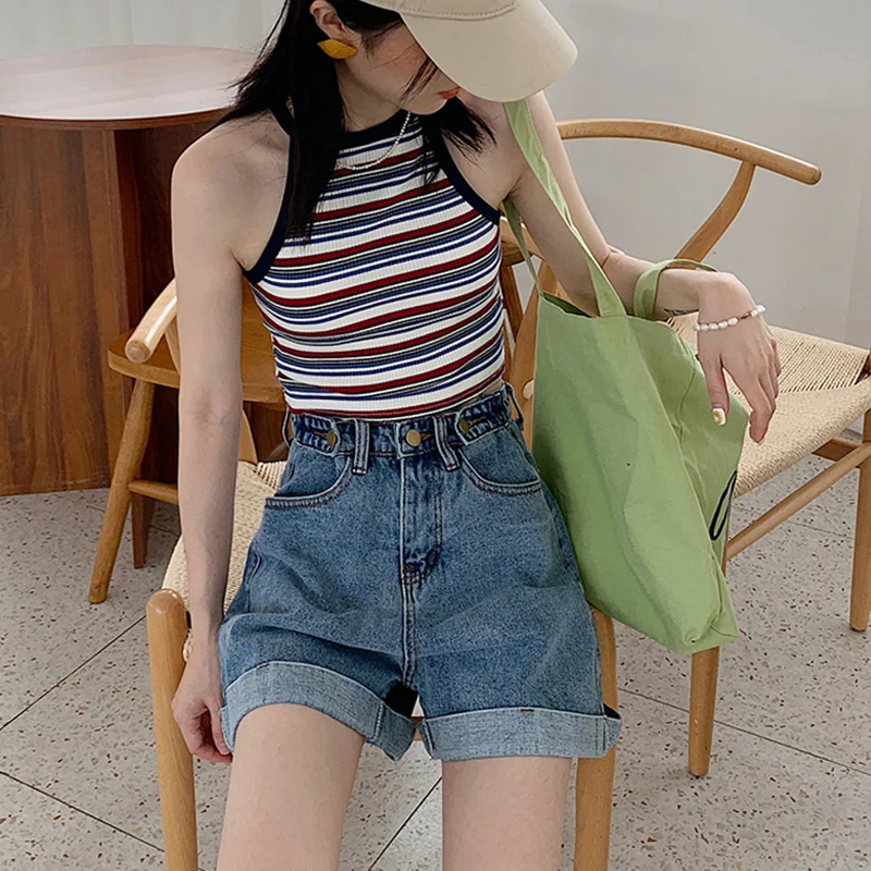 Light-Colored High Waist Denim Shorts Women's Korean-Style Loose All-Match Casual Wide-Leg Pants Cropped Pants Summer Curling
Light-Colored High Waist Denim Shorts Women's Korean-Style Loose All-Match Casual Wide-Leg Pants Cropped Pants Summer Curling