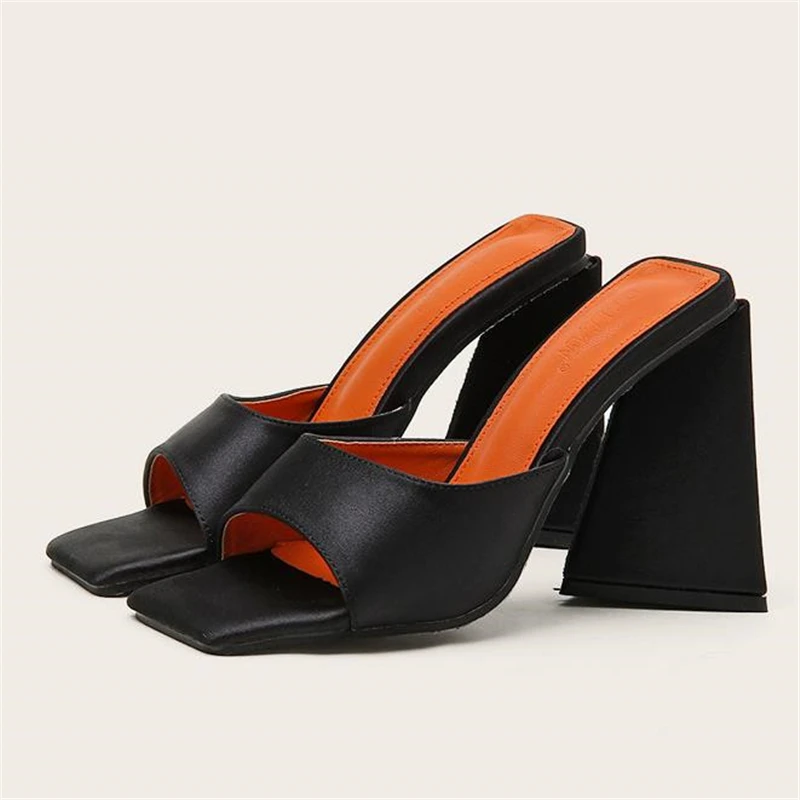 Сандалии женские на толстом высоком каблуке, шлепанцы, сланцы, пикантные туфли без задника, для вечевечерние, пикантные тапочки для ночного ...
Сандалии женские на толстом высоком каблуке, шлепанцы, сланцы, пикантные туфли без задника, для вечевечерние, пикантные тапочки для ночного ...