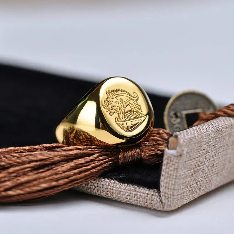 Men's Simple Personality Flat Carved Animal Boar Pattern Ring Hip Hop Punk Ring Party Fashion Accessories
Men's Simple Personality Flat Carved Animal Boar Pattern Ring Hip Hop Punk Ring Party Fashion Accessories