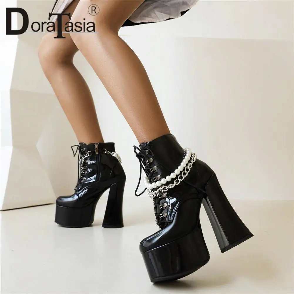 Brand New Female Sexy Thick High Heels Lace-up Ankle Boots Fashion String Bead Platform Boots Women Party OL Elegant Shoes Woman
Brand New Female Sexy Thick High Heels Lace-up Ankle Boots Fashion String Bead Platform Boots Women Party OL Elegant Shoes Woman