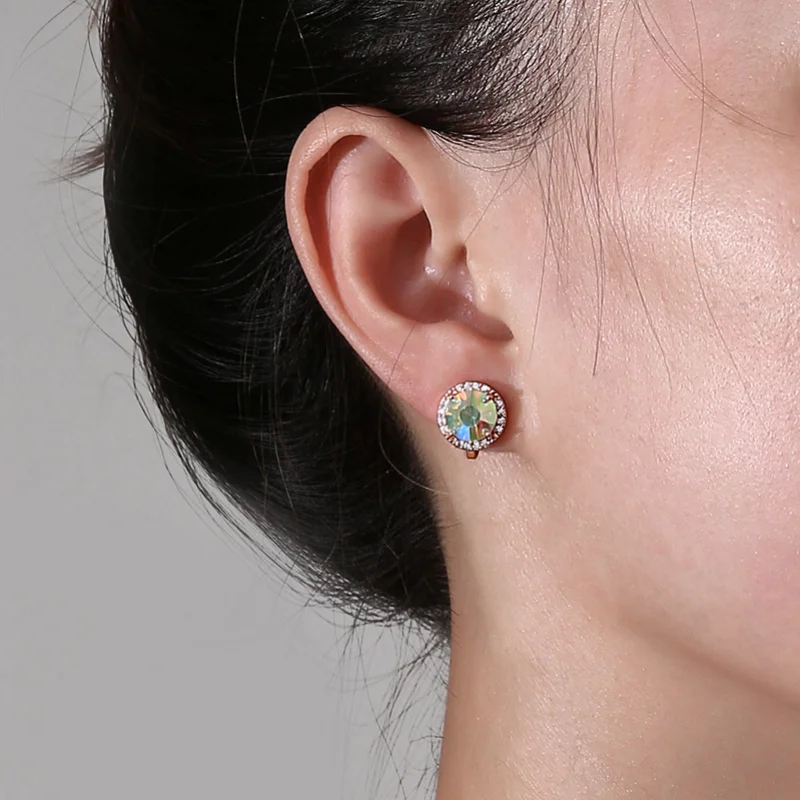 NewEarClip Fashion Temperament ABColor Opal Micro-Inlaid Full DiamondRhinestonesEar Clip Earrings Female Earings Fashion Jewelry
NewEarClip Fashion Temperament ABColor Opal Micro-Inlaid Full DiamondRhinestonesEar Clip Earrings Female Earings Fashion Jewelry